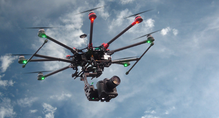 servizi alle aziende e scuola volo droni enac a Roma e Latina